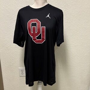 Nike Men's University of Oklahoma OU Graphic Tee Size Large